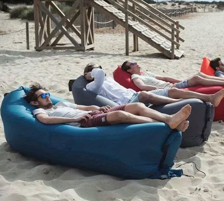 Cloud-Lounge Inflatable Air Sofa – Portable Waterproof Lounger
